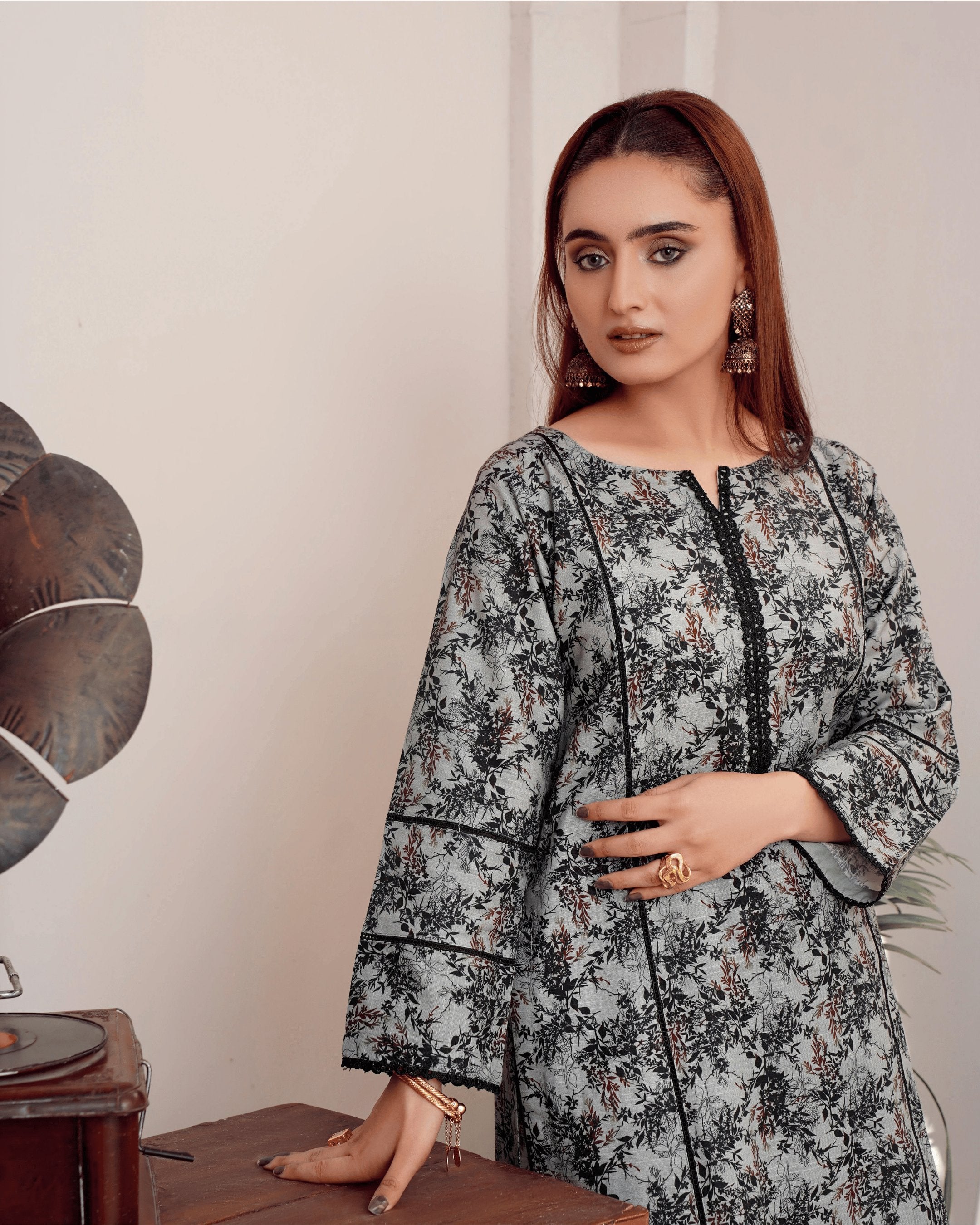 Swiss-Lawn-25 Ragini.pk