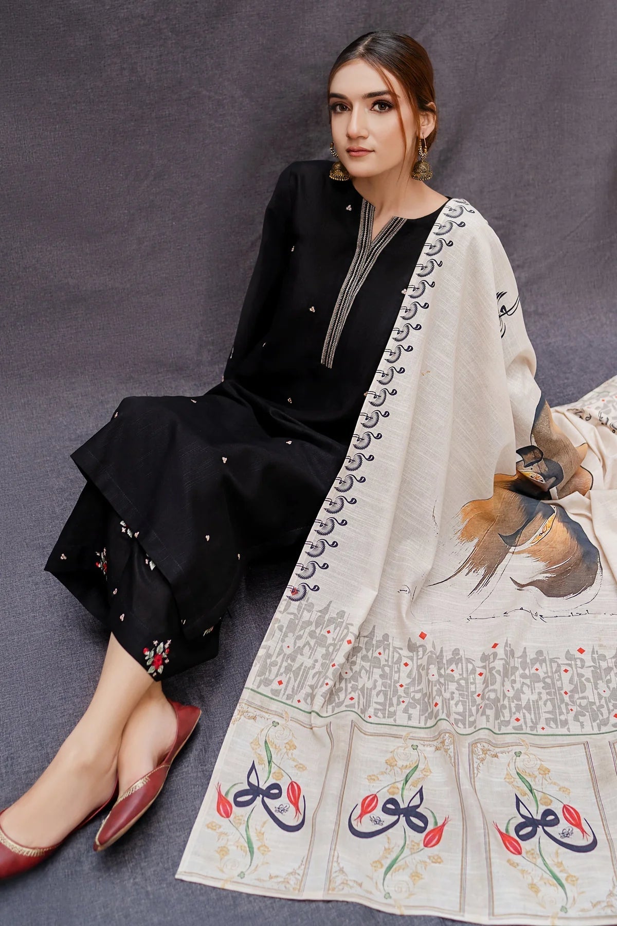 2pc Lawn Suit with Printed Dupatta Ragini.pk