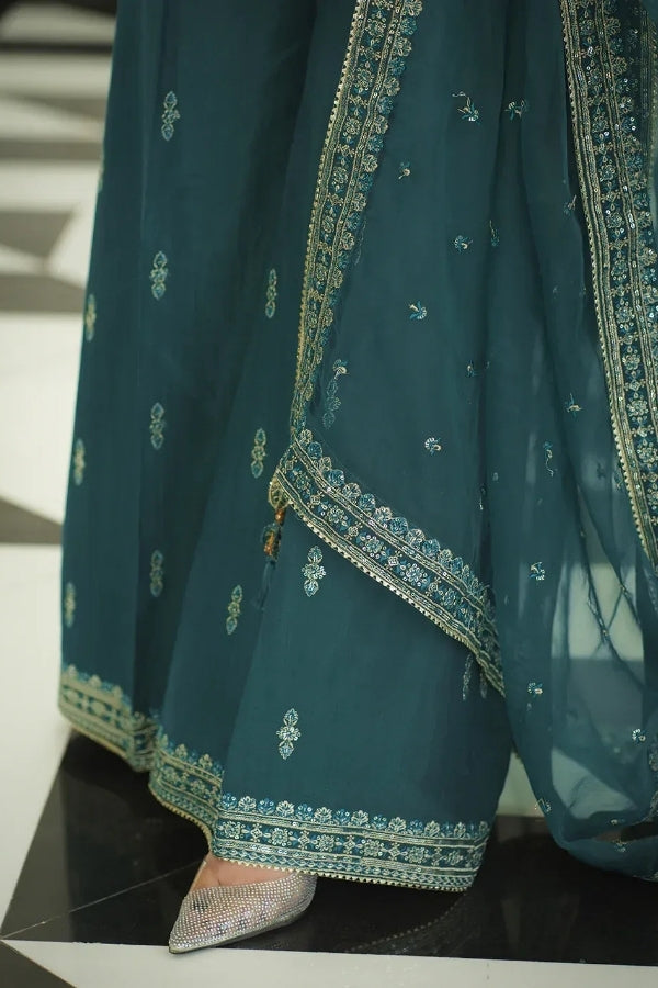 Aureen Ragini.pk