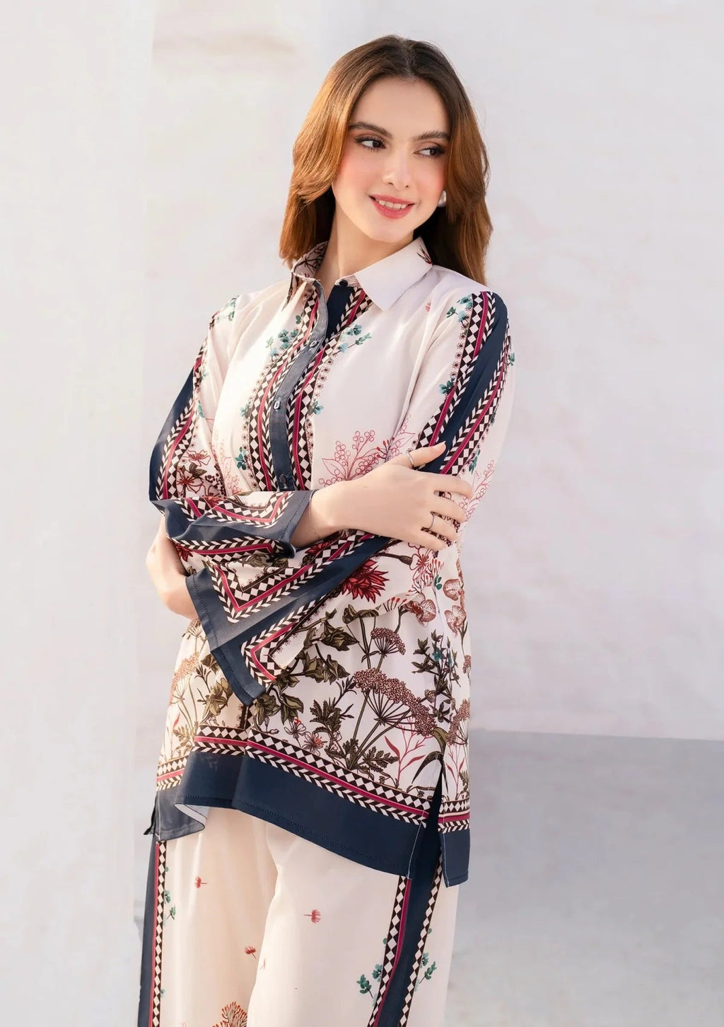 Swiss Lawn Digital Printed 2-Piece Stitched Suit Ragini.pk