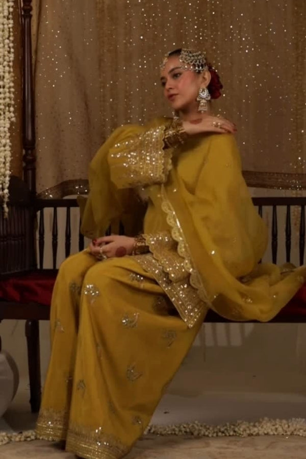 Zard Bahaar – Butterscotch yellow embroidered Bamber Silk kameez and farshi shalwar set with organza dupatta
